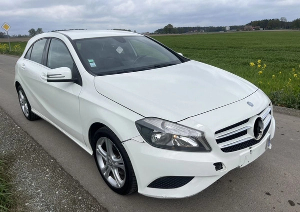 Mercedes-Benz Klasa A cena 28800 przebieg: 210000, rok produkcji 2012 z Strumień małe 667